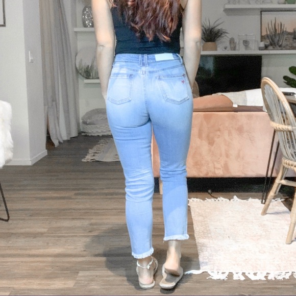 ✨ Final Price- High Waist light wash denim - Picture 3 of 6